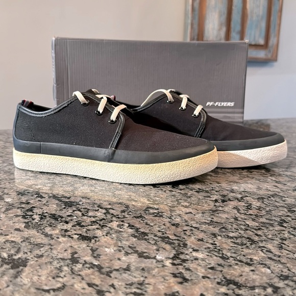 PF Flyers men’s Perkins skate sneakers NIB 8.5 - Picture 1 of 10